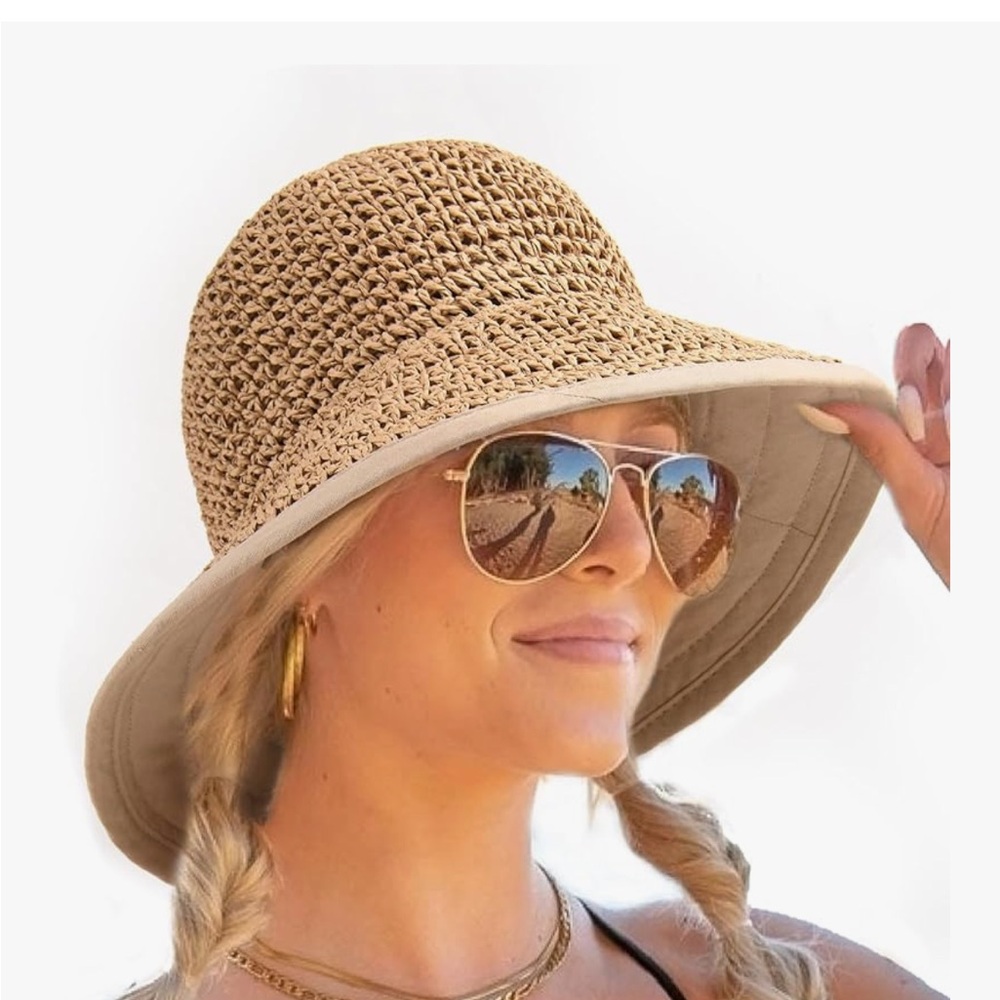 Tan Wide-Brimmed Straw Hat with Flexible Brim